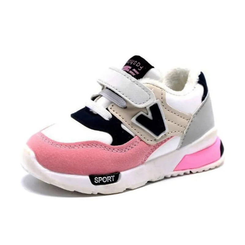 Soft And breathable children's sports shoes